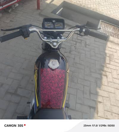 Honda 125 bike 19