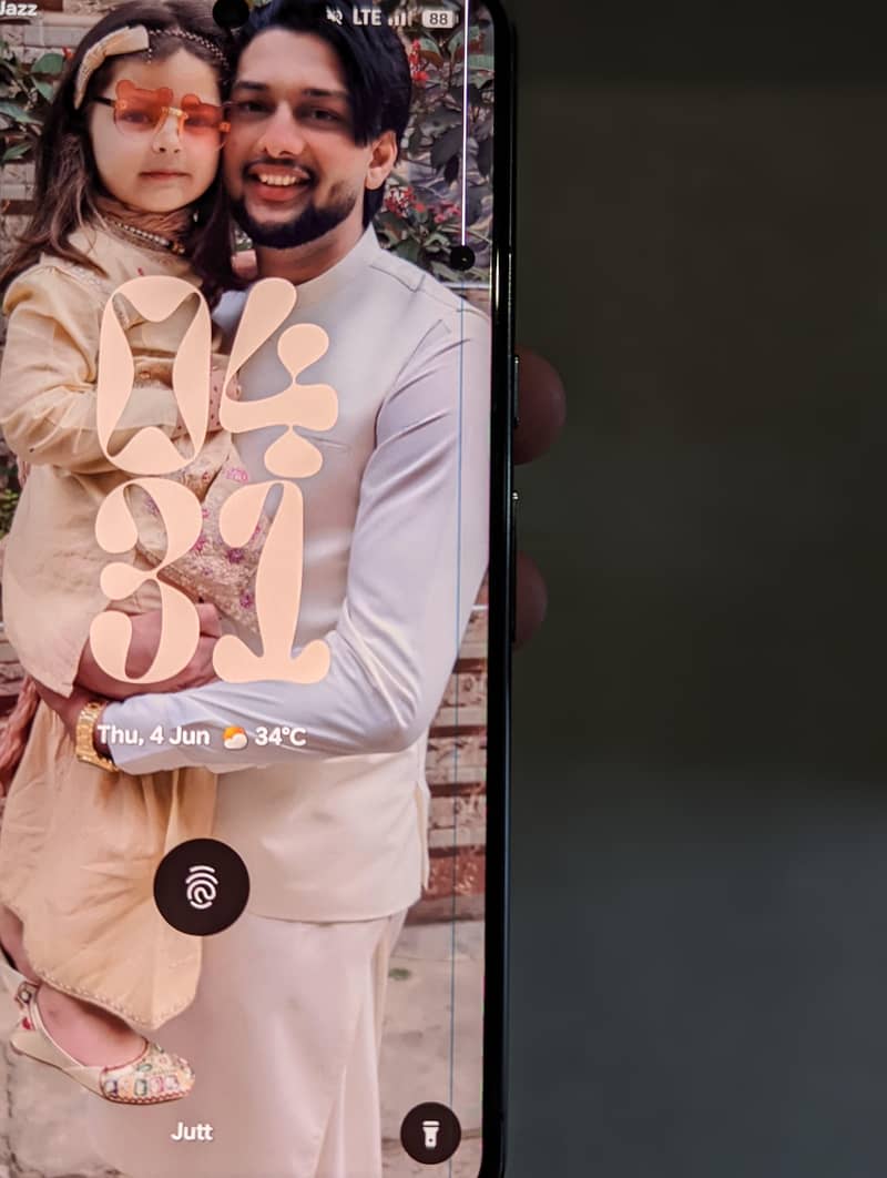 Google Pixel 8 Pro 6