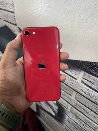 Apple iPhone SE