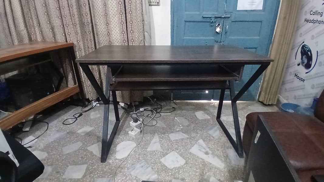 Computer Table / Customized Computer Table (NEW) 2