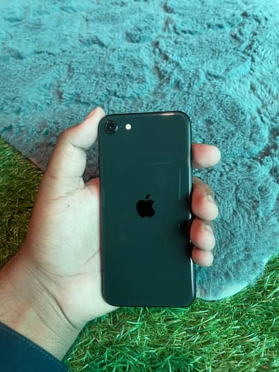 Apple iPhone SE