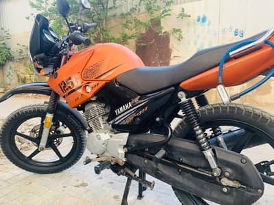 Yamaha Ybr