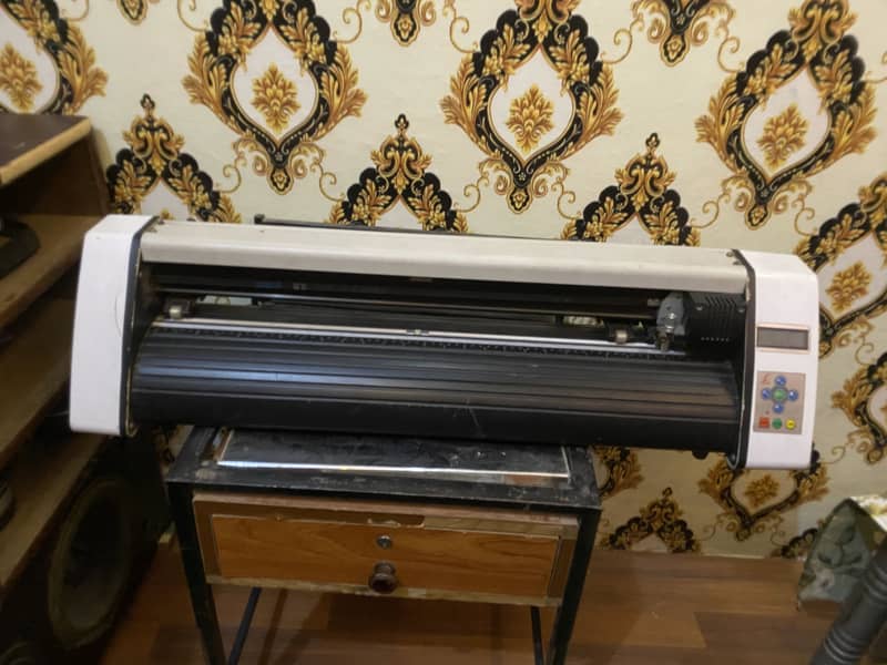 RedSail Cutting Plotter 1