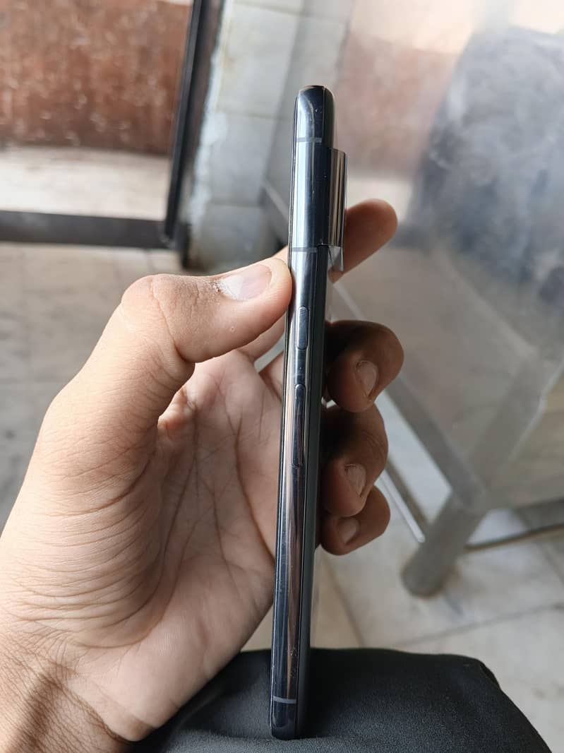 Google Pixel 8 Pro 1