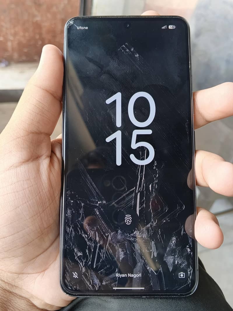 Google Pixel 8 Pro 4