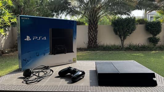 Sony PS4 500GB Original Model + Box + Controller