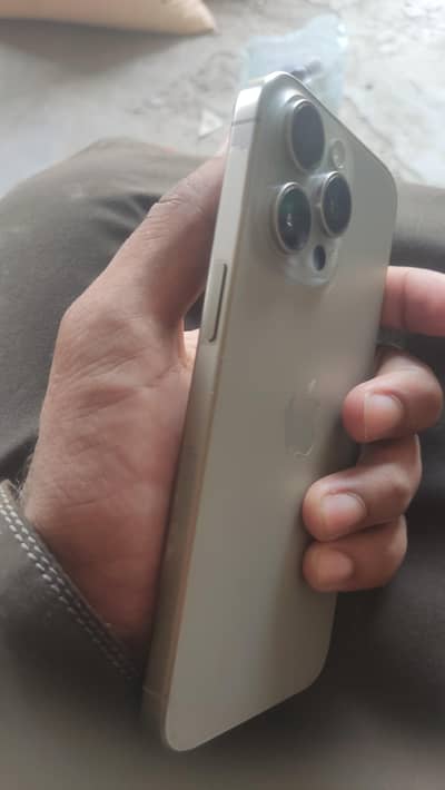 Apple iPhone 15 Pro Max