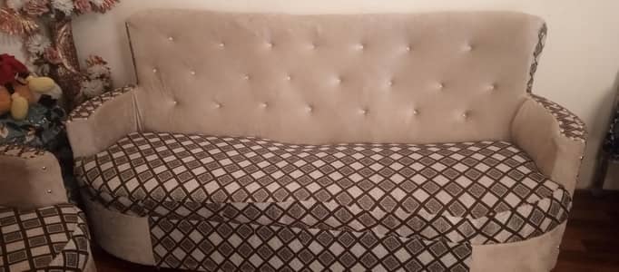 few months used sofa set