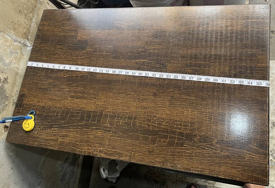 Computer table 0