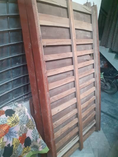 single beds quantity 02 available for sale in RS 9000 only.