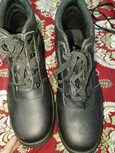 safty shoes steel toe