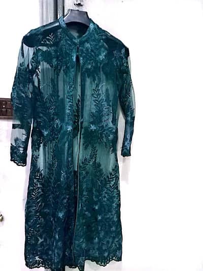 4 pice formal wear ready to use dress in v. reasonable price