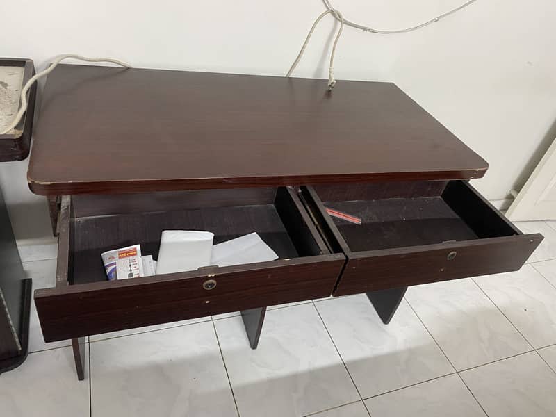 Study Table / Office Table / Room Table 4