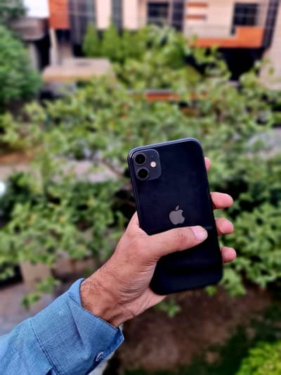 iPhone 11 (128) (Dual PTA PROVED) Exellent Condition (Sale & Exchange)