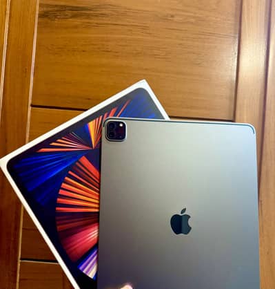 Apple iPad Pro 5TH Generation M1 13” Gray!