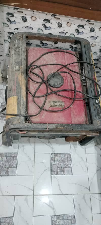 Swan Generator 2.5 KW (Used) For Sale
