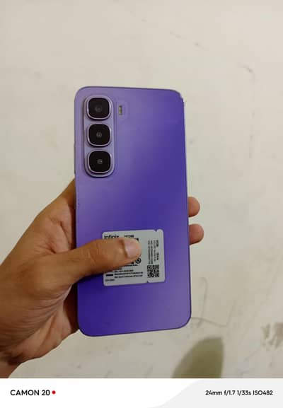 Infinix Hot 60i with box charger