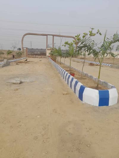 Ready To Build 120 Square Yards Plot For Sale