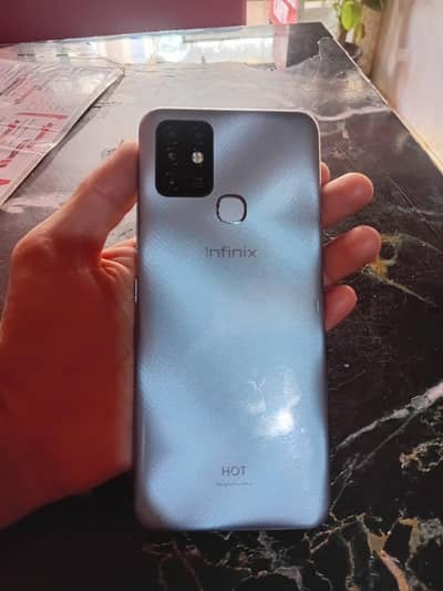 Infinix Hot 10