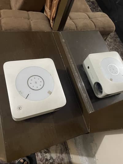 Vankyo Leisure 530W Projector – Great Condition