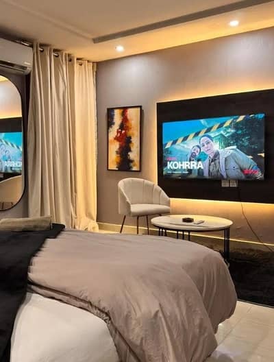 Per day/Daily, and weekly basis, Studio fully furnished luxury apartments available for rent in Gulberg Greens Islamabad.