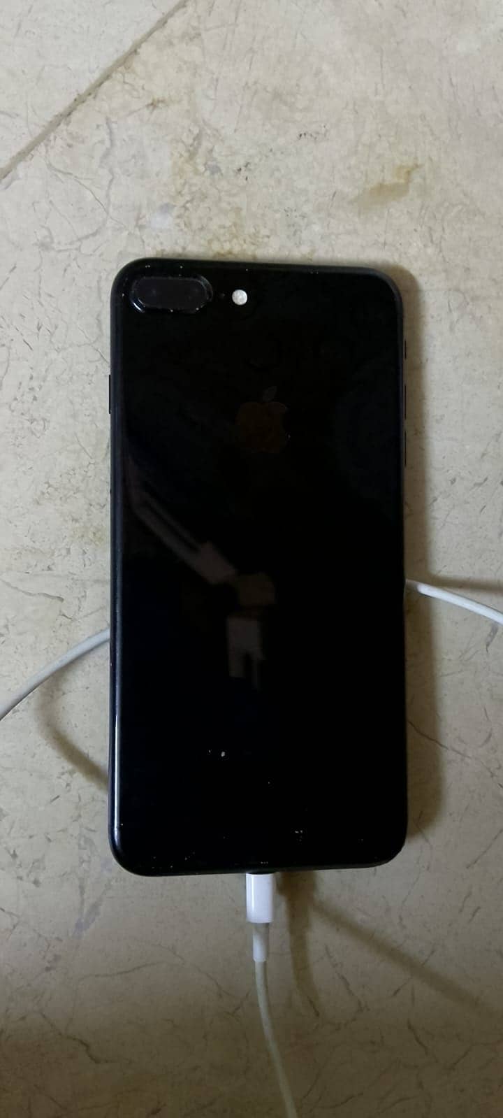 Apple iPhone 7 Plus 0