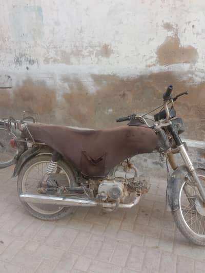original condition ki bike h bike m koi Kam NAHI h bilkul ok bike hai
