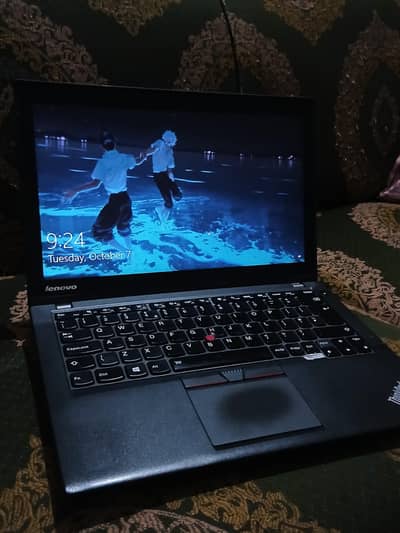 laptop for sale || touch screen with charger
