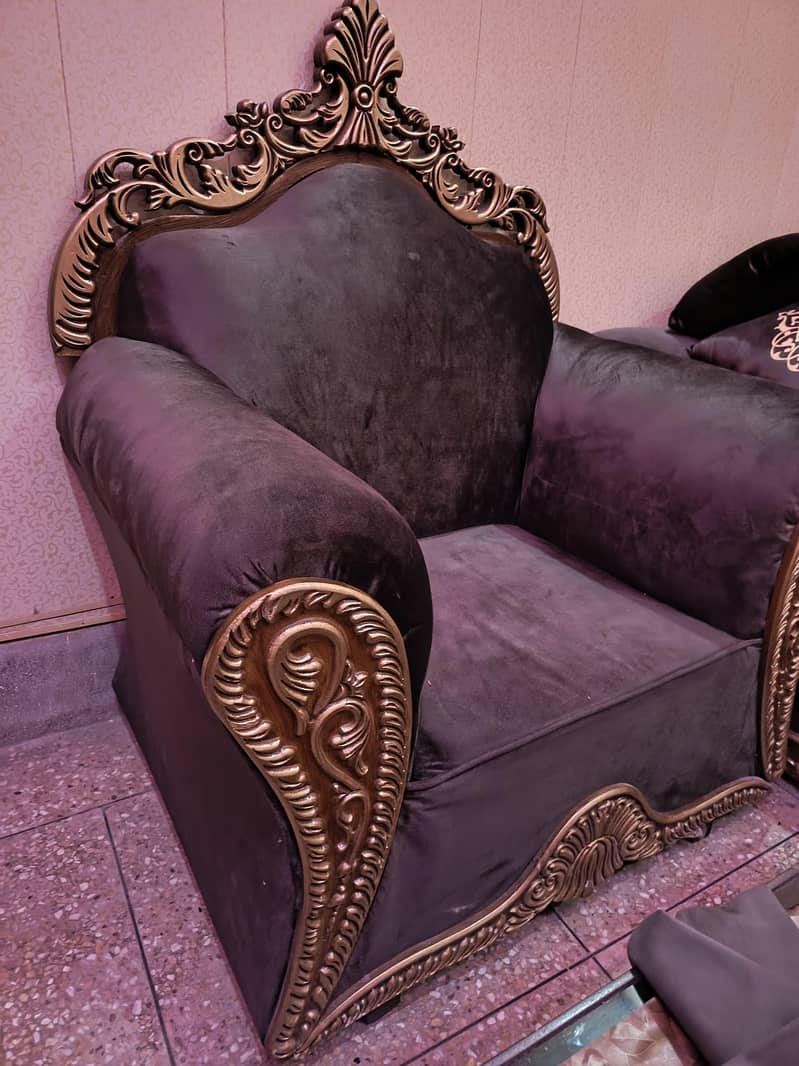 sofa set with table 4