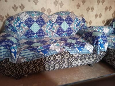 6 seats sofa like new