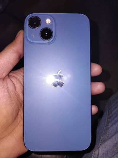 Apple iPhone 13
