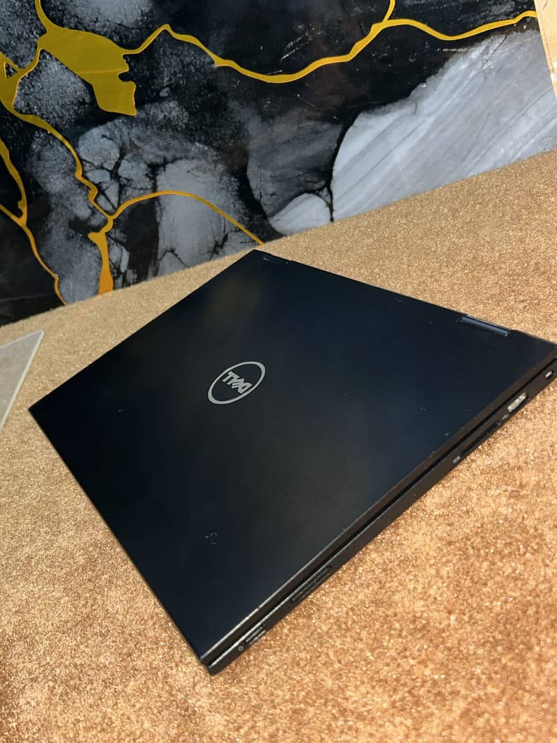 Laptop 0