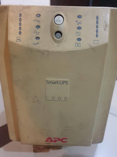 APC Smart UPS 1000i 1kVA