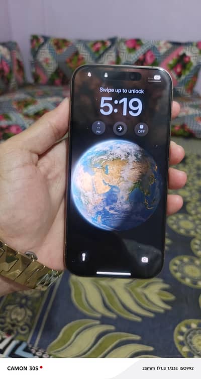 Apple iPhone 16 Pro