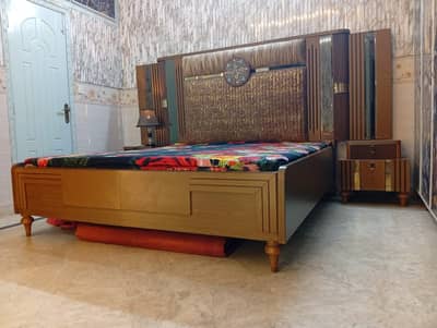 Wooden bed sets \ Furniture \ sofa \ house hold items