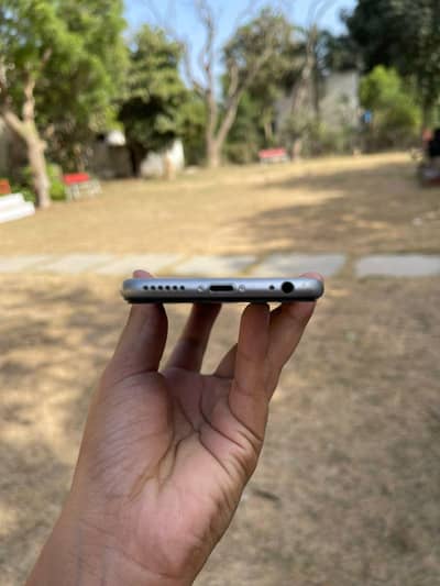 Apple iPhone 6S