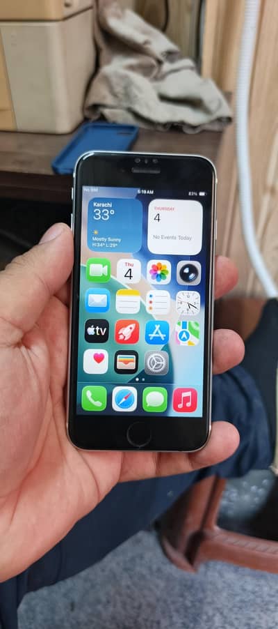 Apple iPhone SE