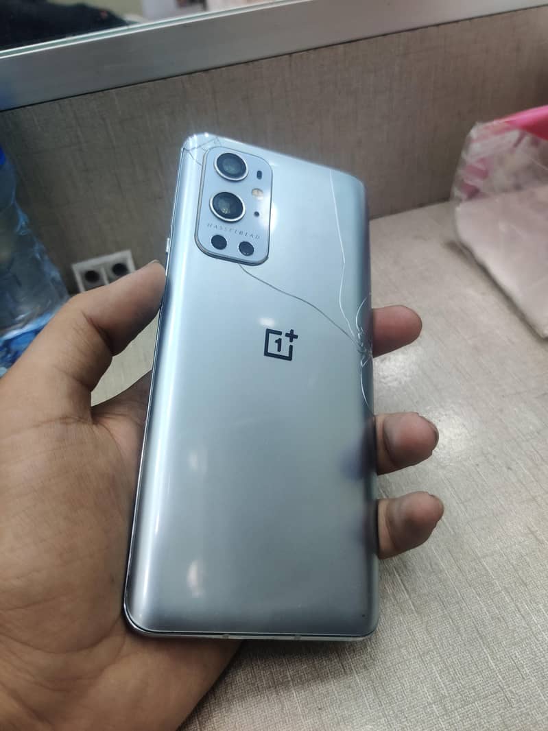 One Plus 9 Pro 1