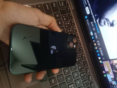 Apple iPhone 13