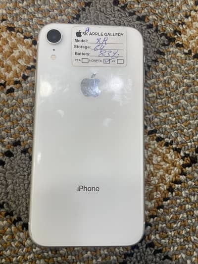 Apple iPhone XR