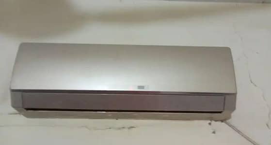 Gree AC used