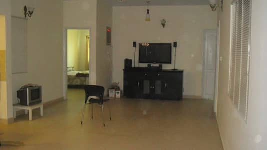PECHS Block 6, 1800 Square Feet, Apartment for Sale