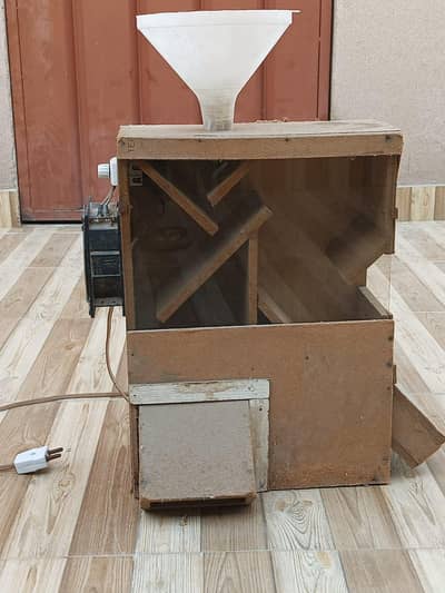 FEED CLEANER MACHINE