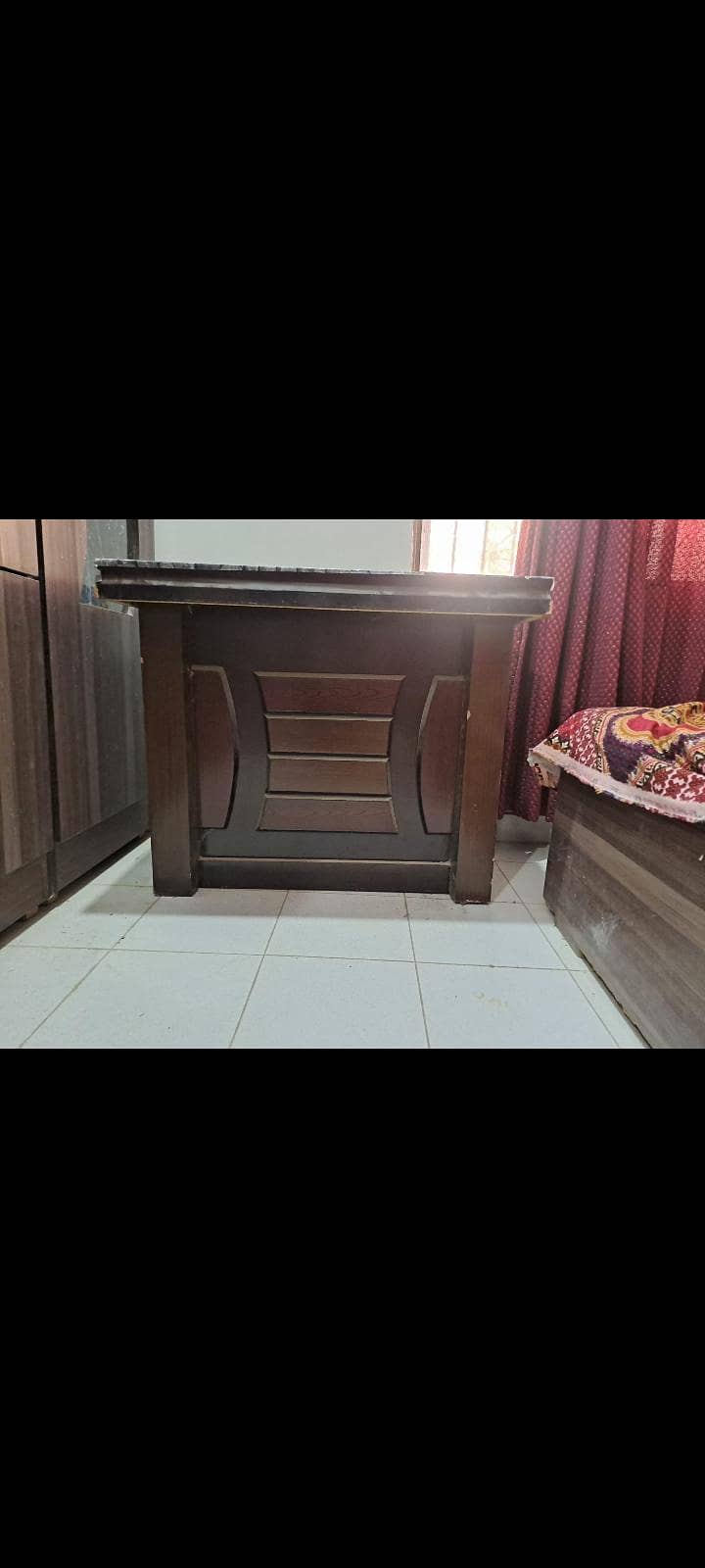 study table 0