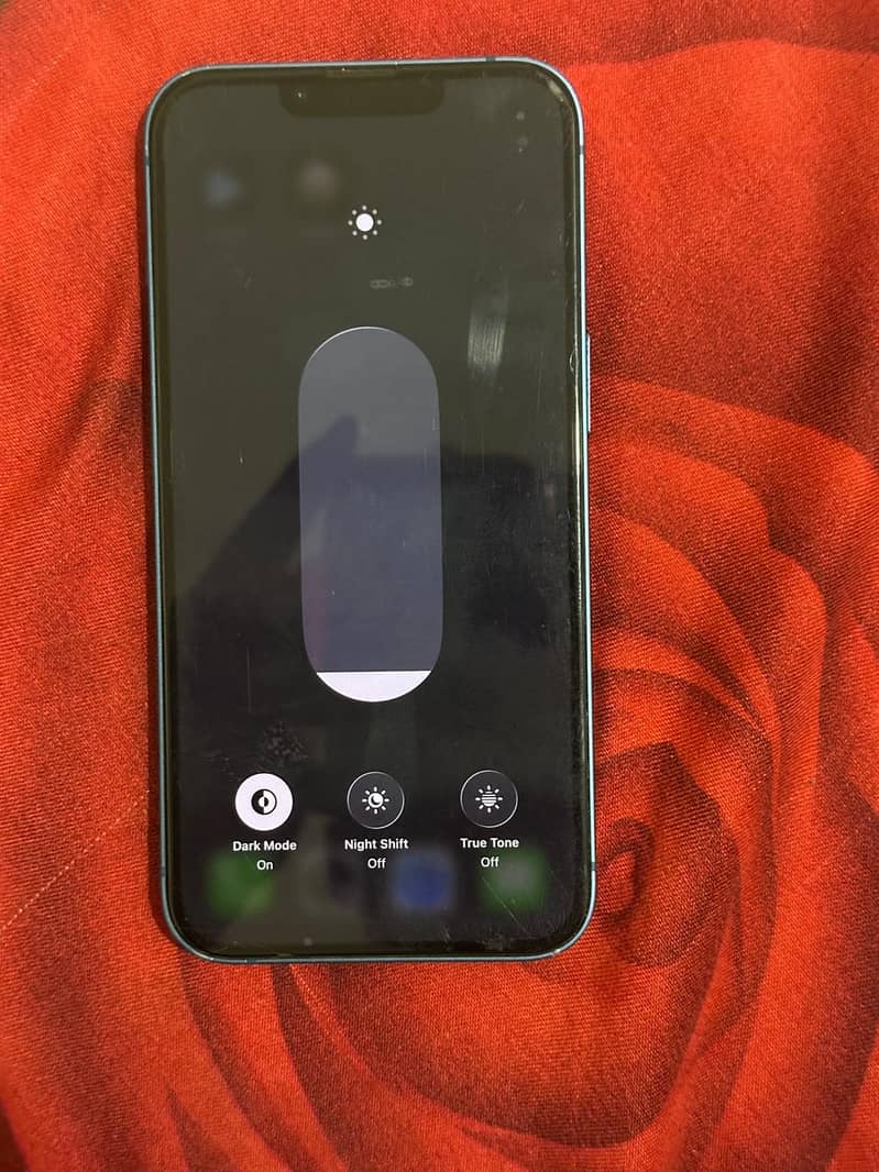 Apple iPhone 13 6