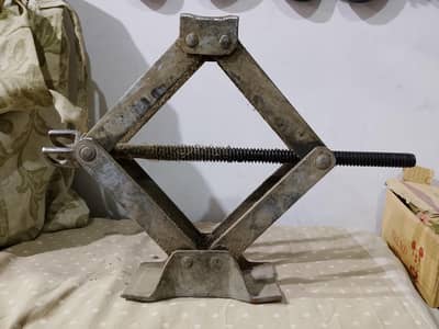 vehicle jack