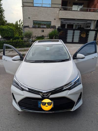 Toyota Corolla Altis special edition with sunroof
