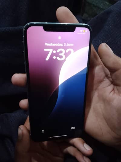 Apple iPhone XS Max urgent sell
