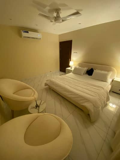 1 Bedroom Luxury Furnished Apartment is Available for Rent in Bahria Town Lahore