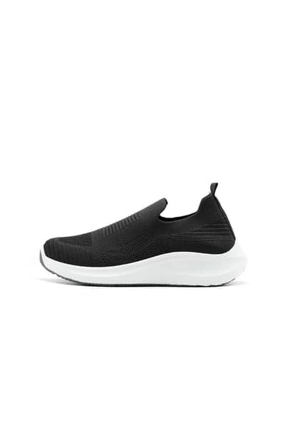 Men's Lightweight Slip-On Sports Shoes – Black & White Comfort Sneaker